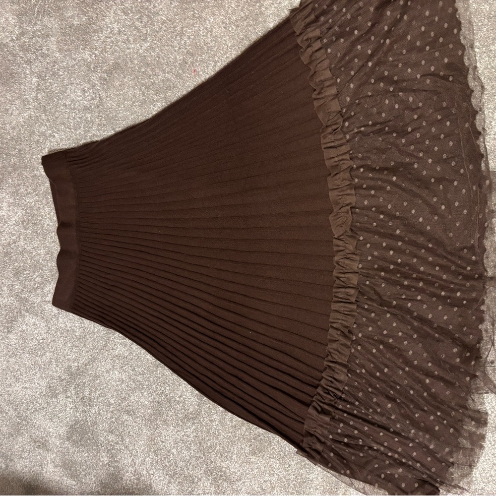Elegant Brown Pleated Skirt